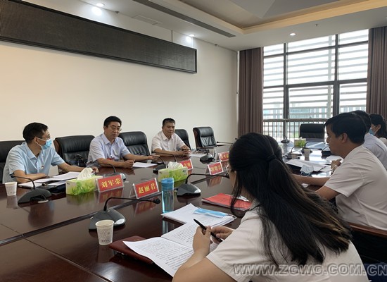 朱志骞参加铁山代表团审议1.jpg