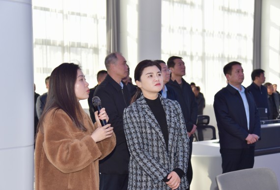 我市召开智慧城市建设工作推进会_副本.jpg