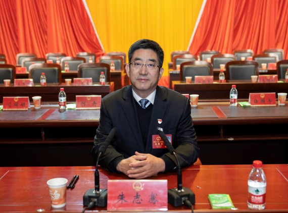 舞钢市两会中共党员代表、委员会议举行_副本.jpg