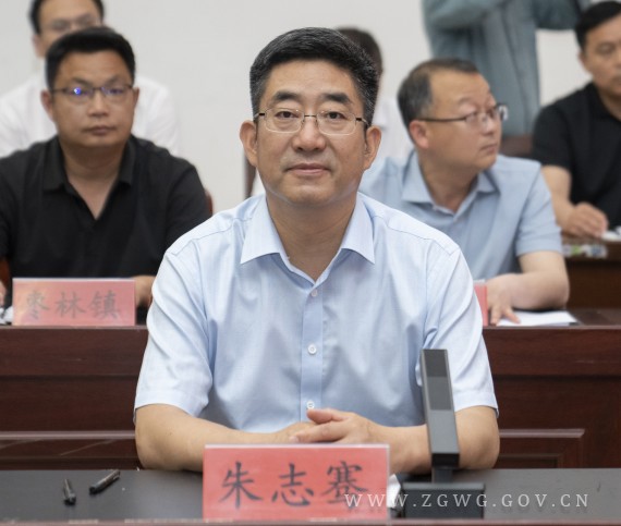 平顶山学院与美高梅博彩 (2)_副本.jpg