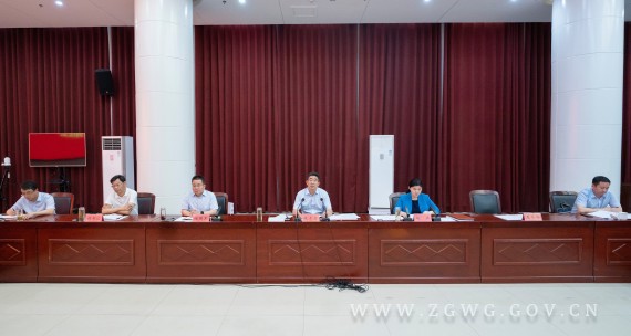 朱志骞主持召开全市2024年重点项目建设调度会 (3)_副本.jpg